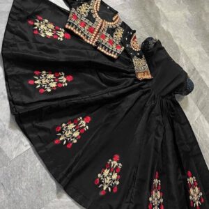 Heavy Embroidered Embroidery Coati and Embroidery Maxi